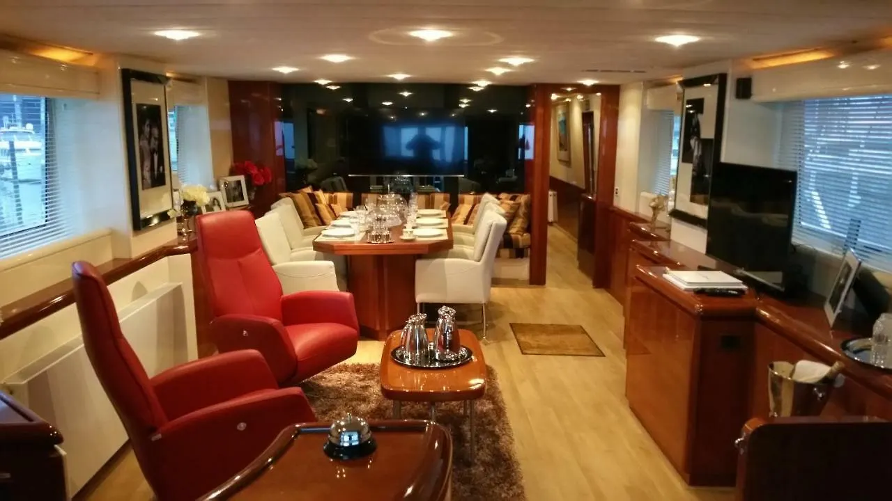 Hotel Christina Onassis Yachthotel Rotterdam